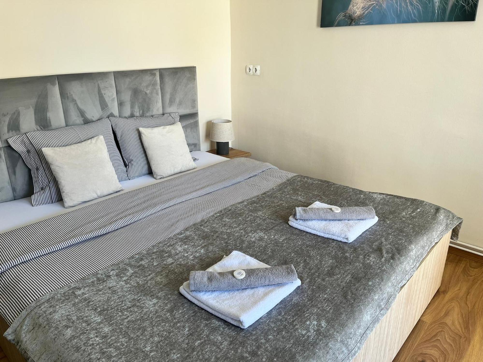 Apartman Irma Sweet SJJ Exterior foto
